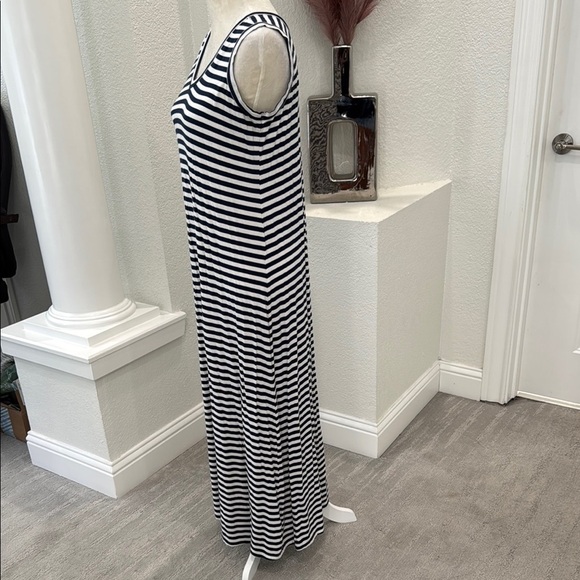 Navy Blue and White Striped Maxi Dress Petite Medium - Picture 4 of 7